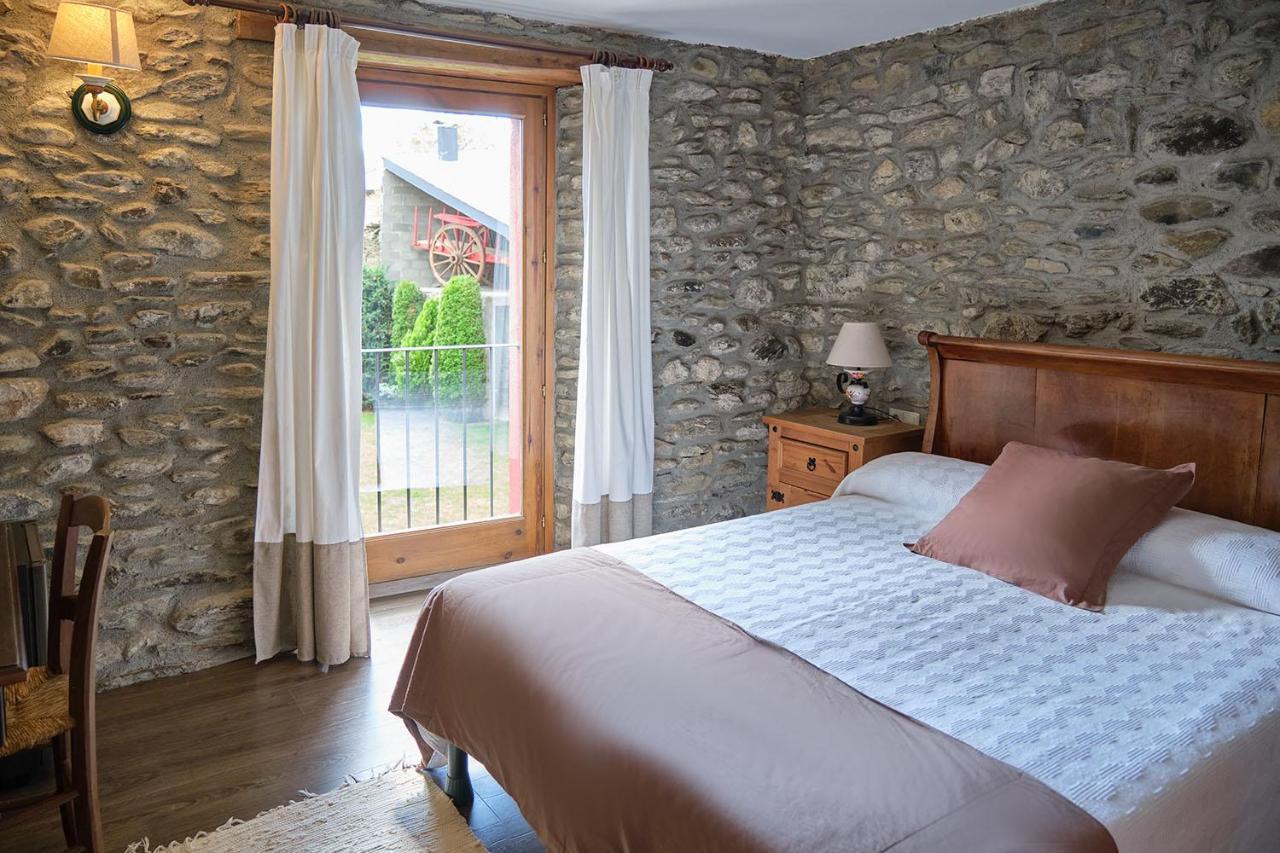 Cal Marrufes Guest House Puigcerda Exterior photo