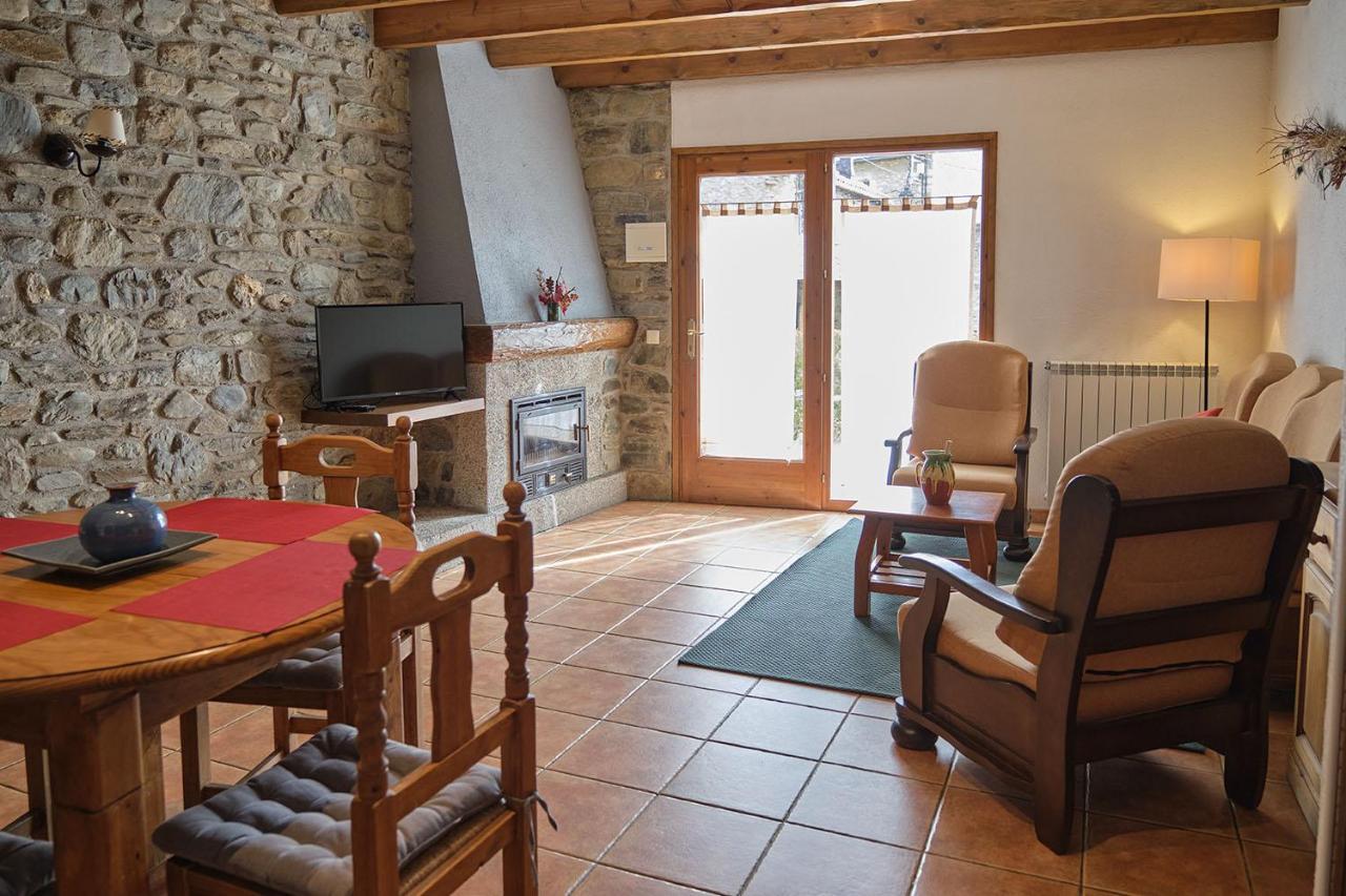Cal Marrufes Guest House Puigcerda Exterior photo
