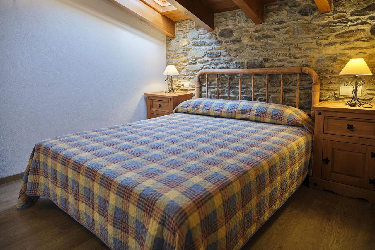 Cal Marrufes Guest House Puigcerda Exterior photo