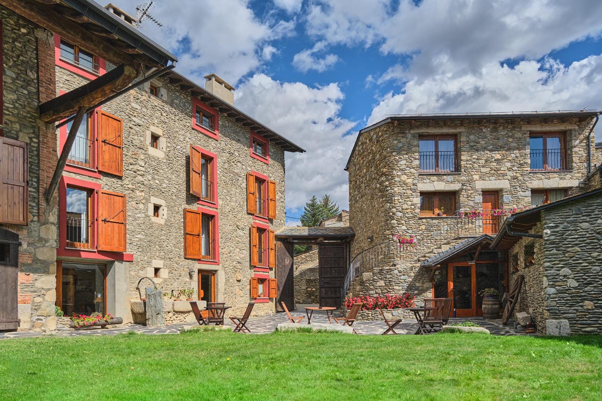 Cal Marrufes Guest House Puigcerda Exterior photo